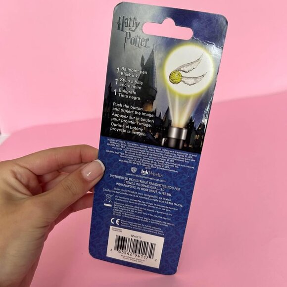 NEW Harry Potter Projector Pen Golden Snitch - Picture 4 of 4